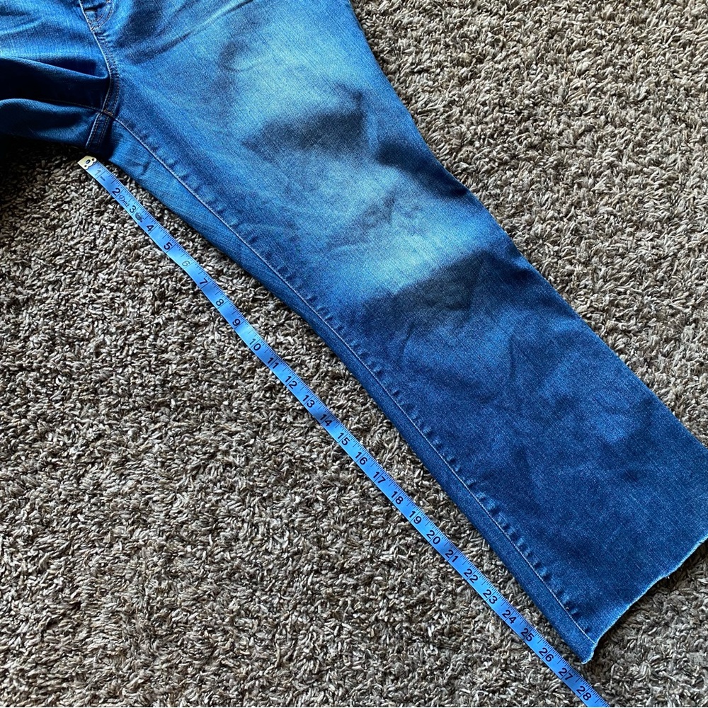 Madewell Cali Demi-Boot Mid Rise Jeans in Kemper Wash: Back-Seam Edition EUC 32 - Picture 12 of 12